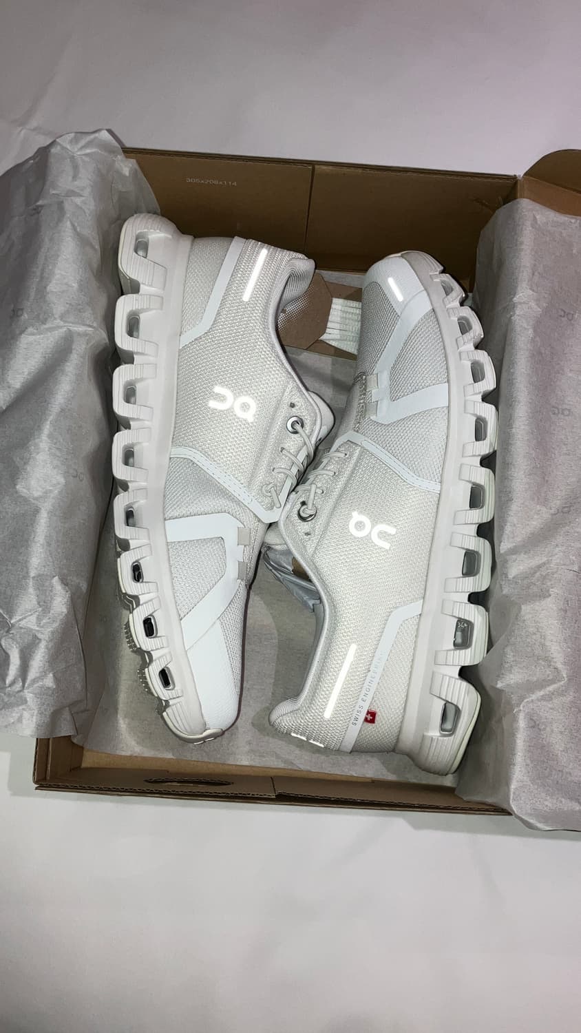 온러닝 클라우드6 화이트 255 상품이미지1