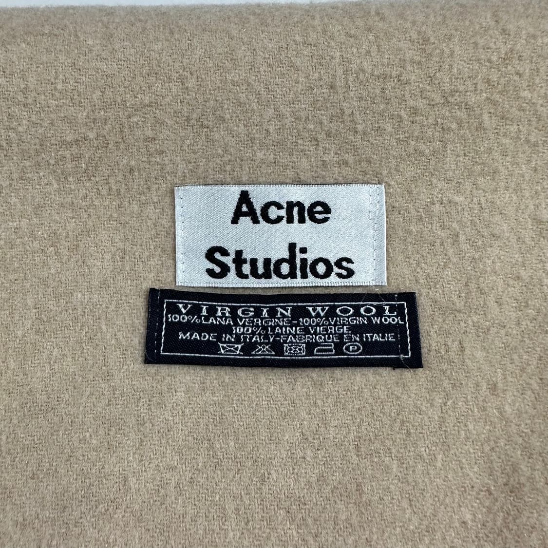 아크네스튜디오 머플러 상품이미지5