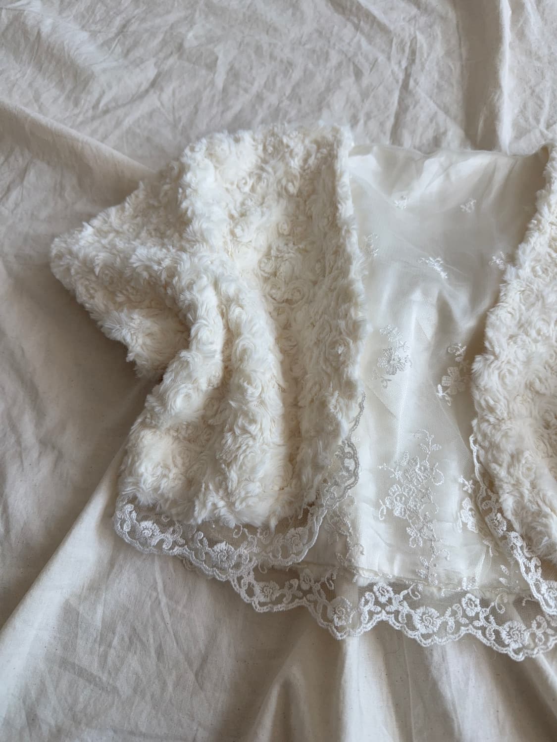 아이보리 폭닥 로걀 러블리 페어리 크롭 퍼 볼레로 상품이미지2