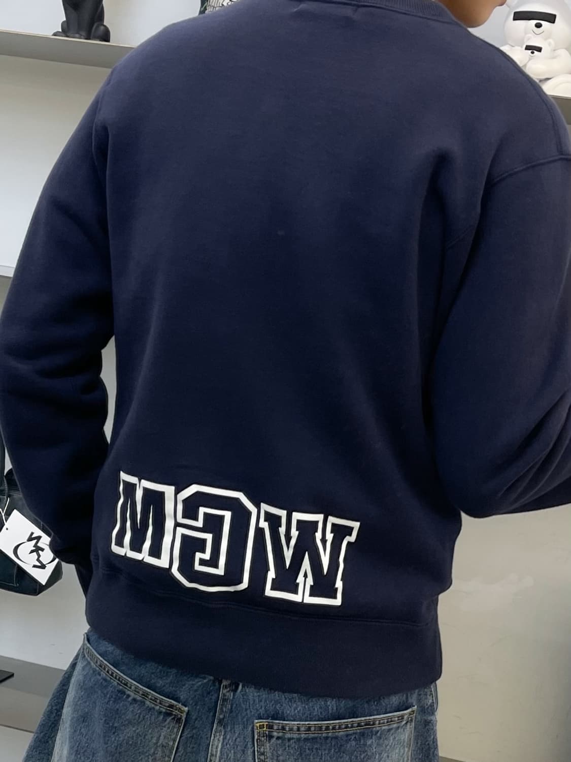 베이프 샤크 페이스 크루넥 스웨트 상품이미지3