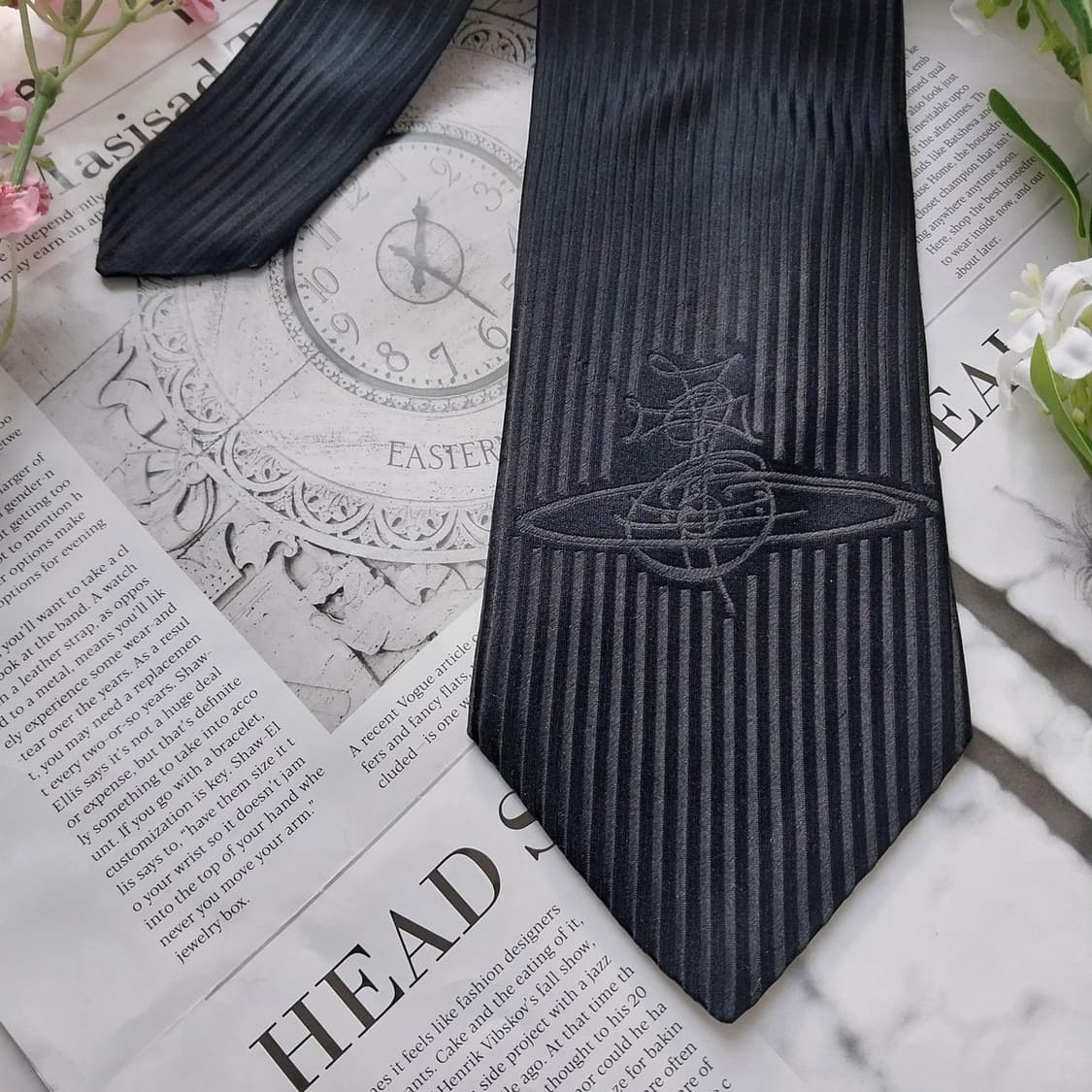 비비안웨스트우드 실크 블랙 엠보 패턴 넥타이 9.1cm A등급 K1566 상품이미지3