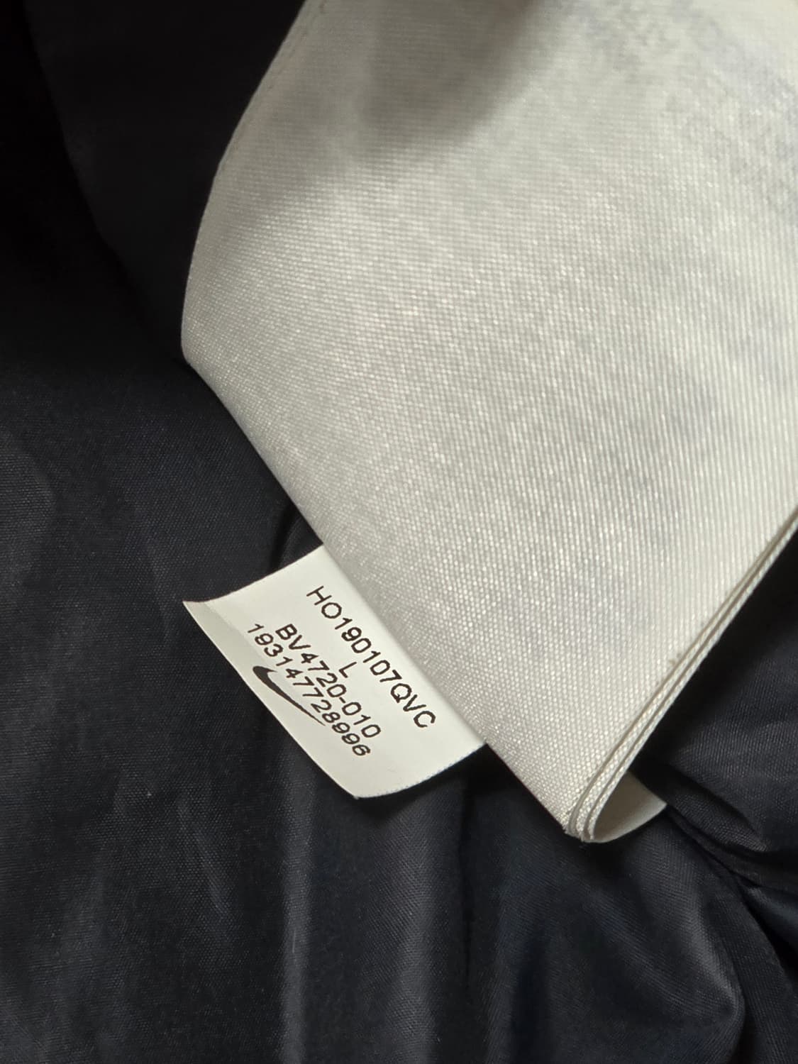 Nike 나이키 다운 필후디 패딩 L사이즈 상품이미지9