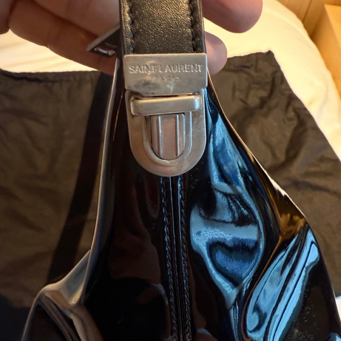 Saint Laurent 생로랑 페이턴트 백 새상품 상품이미지4