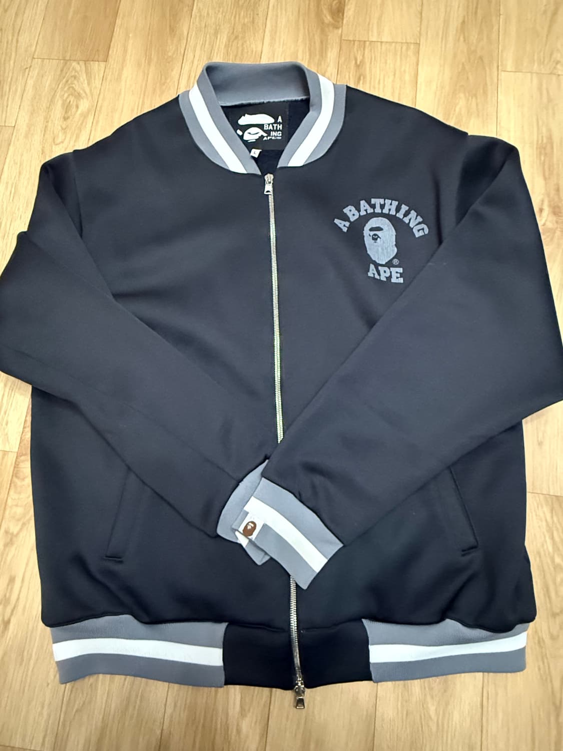 베이프 점퍼 L 상품이미지1