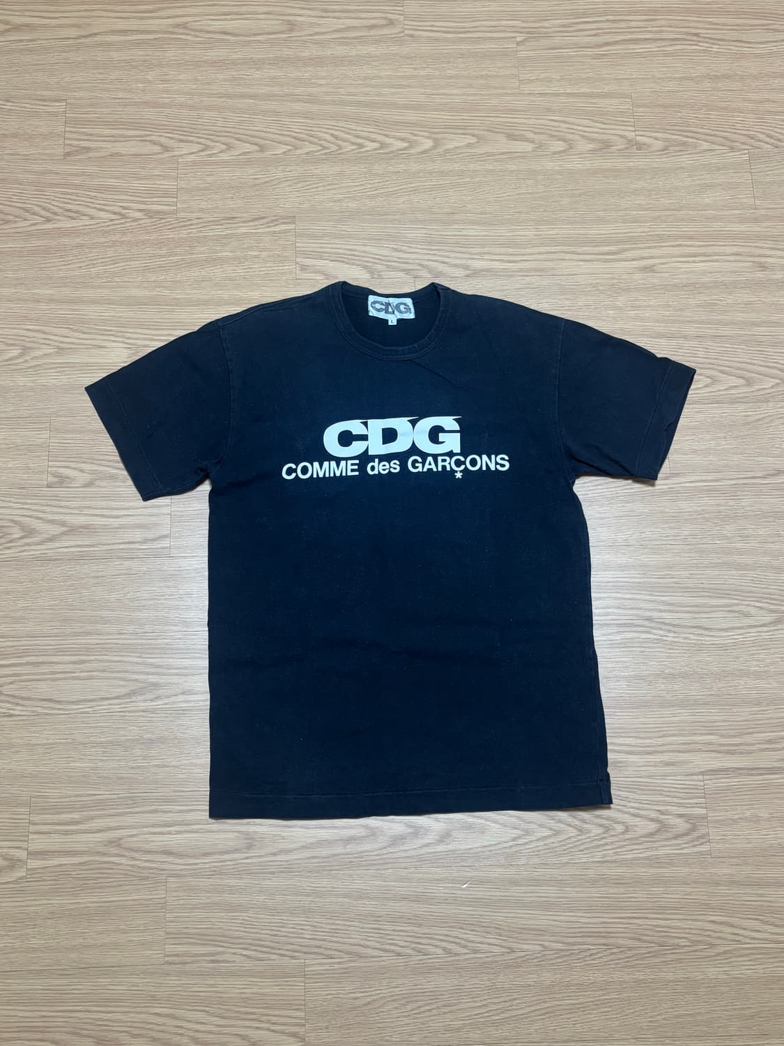 CDG 꼼데가르송 반팔 티셔츠 L 상품이미지2