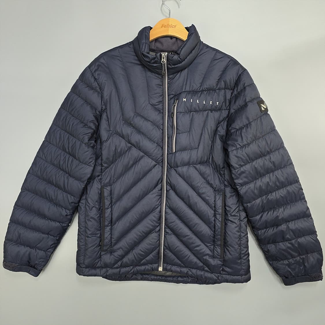 밀레(Millet) 구스다운 경량 패딩 100 상품이미지1