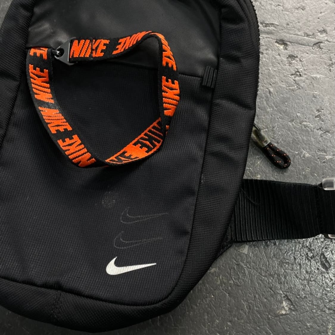 나이키 슬링백  상품이미지2