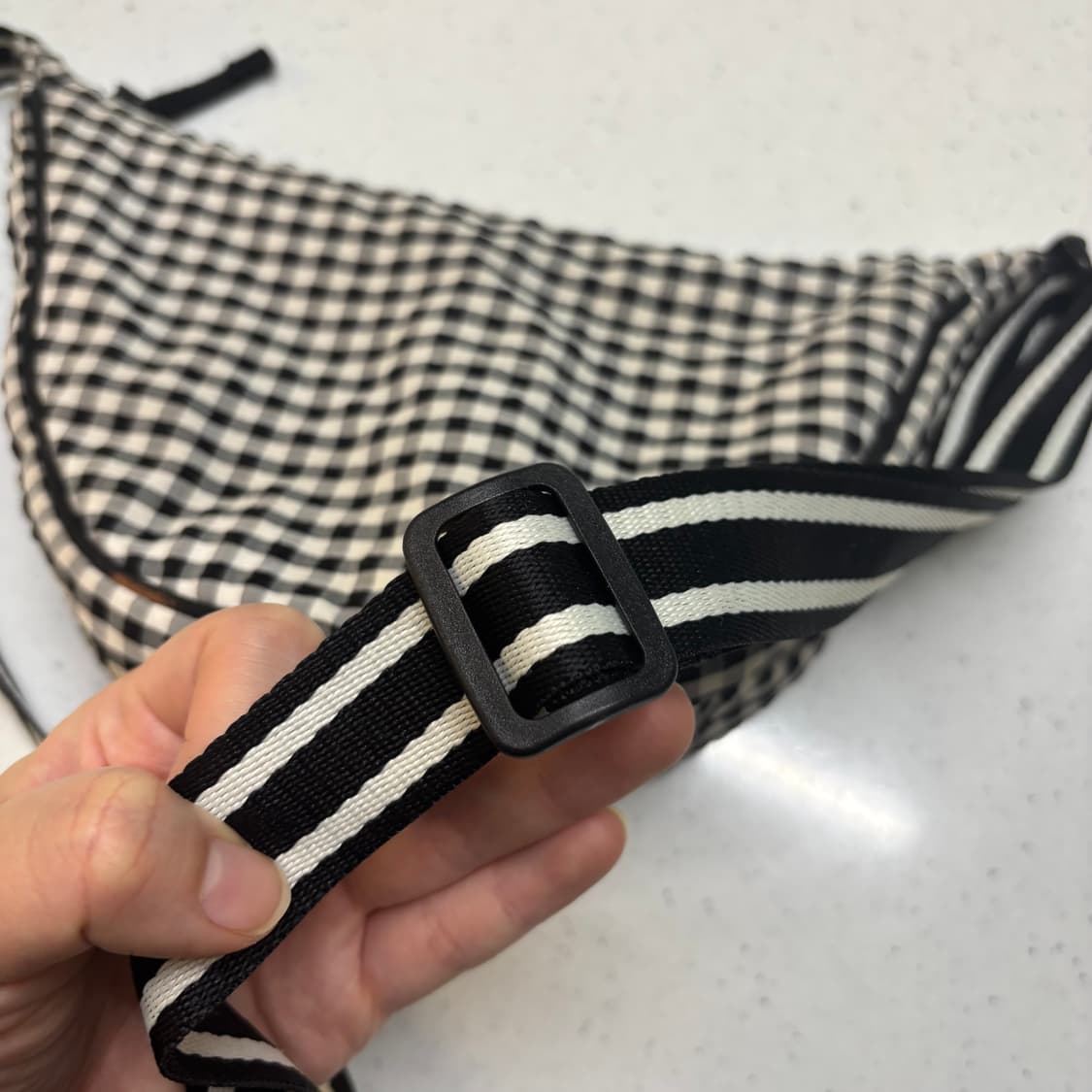 유니클로 라운드 미니 체크 숄더백 크로스백 상품이미지6