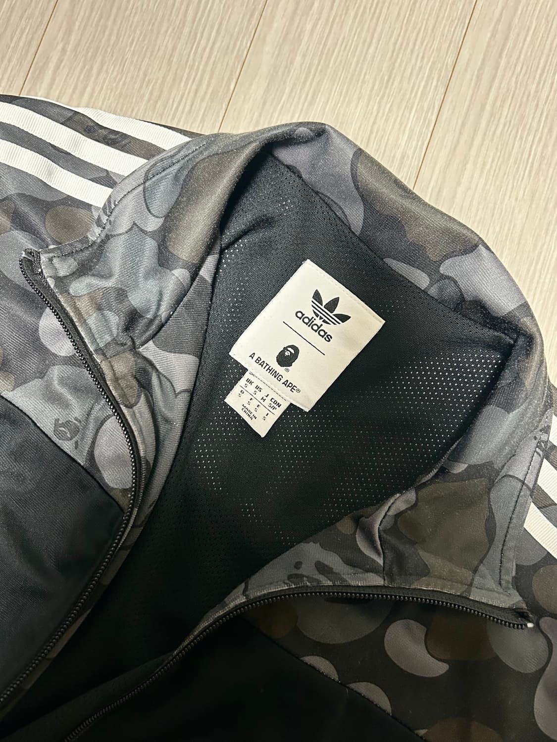 베이프 아디다스 콜라보 흑계 파이어버드 져지  상품이미지4