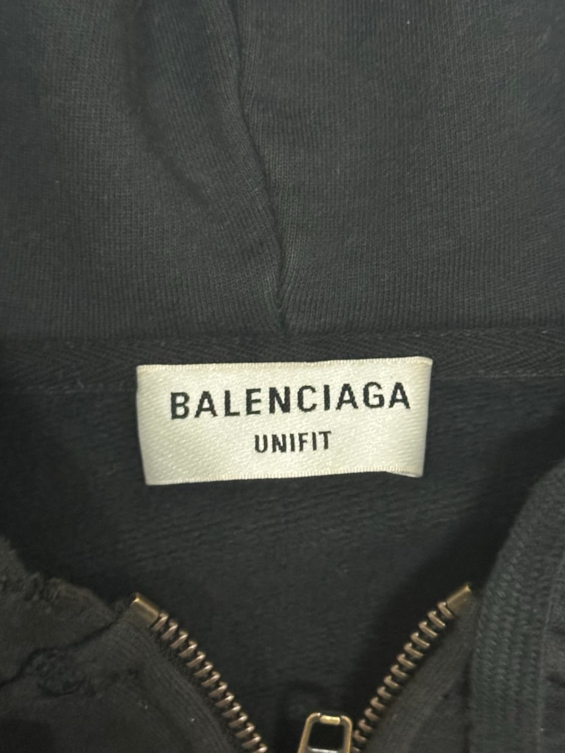 발렌시아가 메탈로고 후드집업 스몰핏 상품이미지4