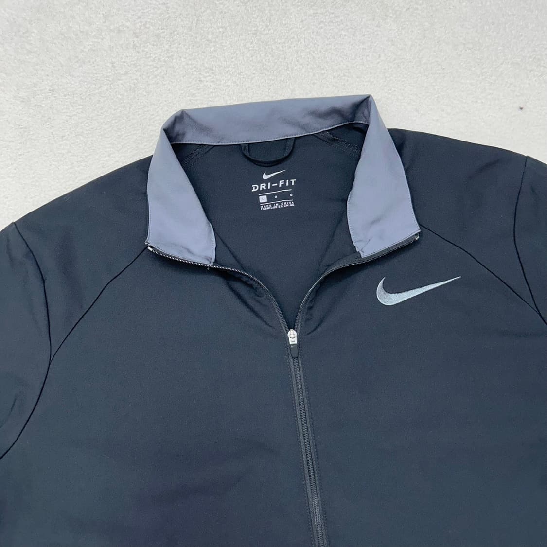 Nike black windbreak jacket 상품이미지5