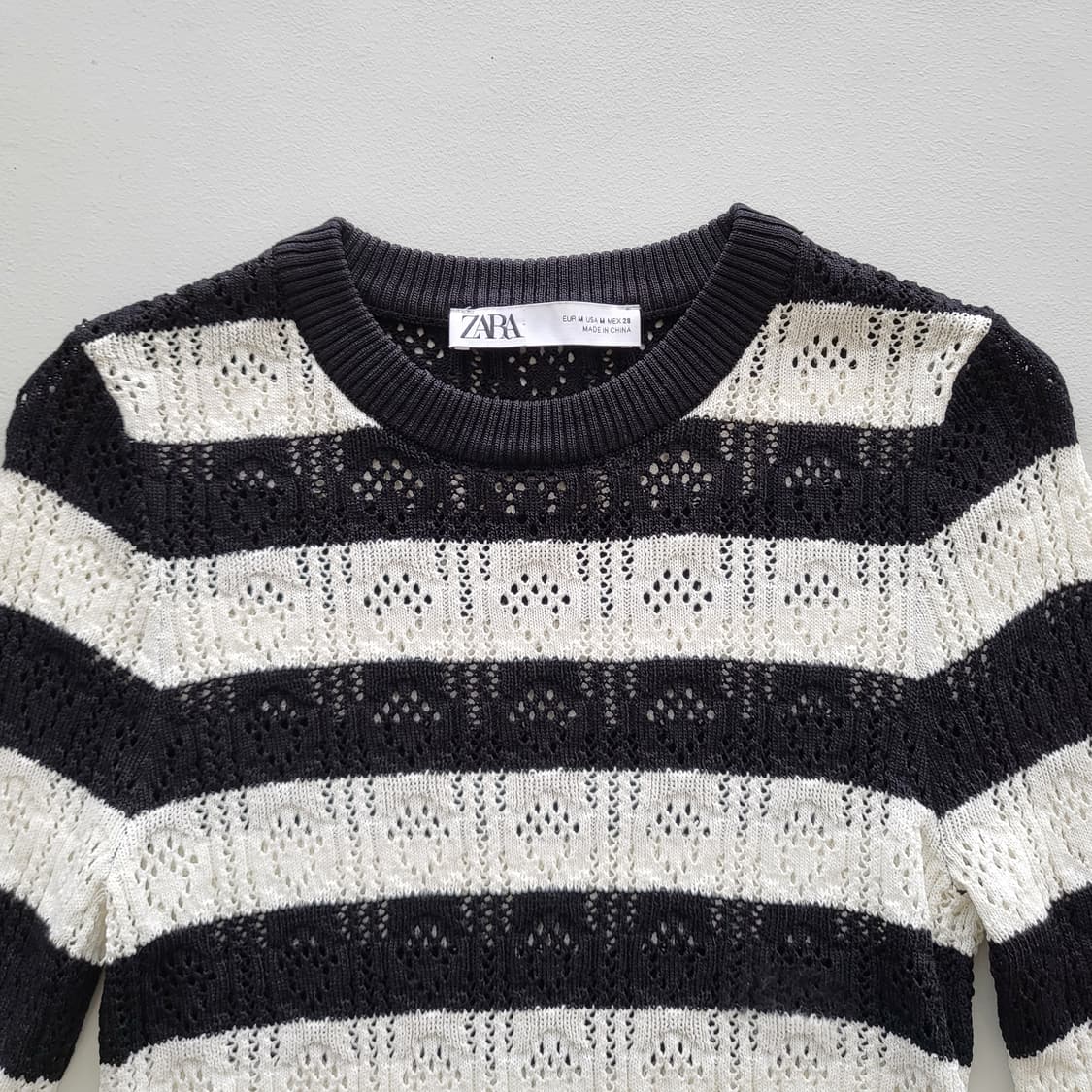 자라    아일렛 니트   판매합니다 
 상품이미지9