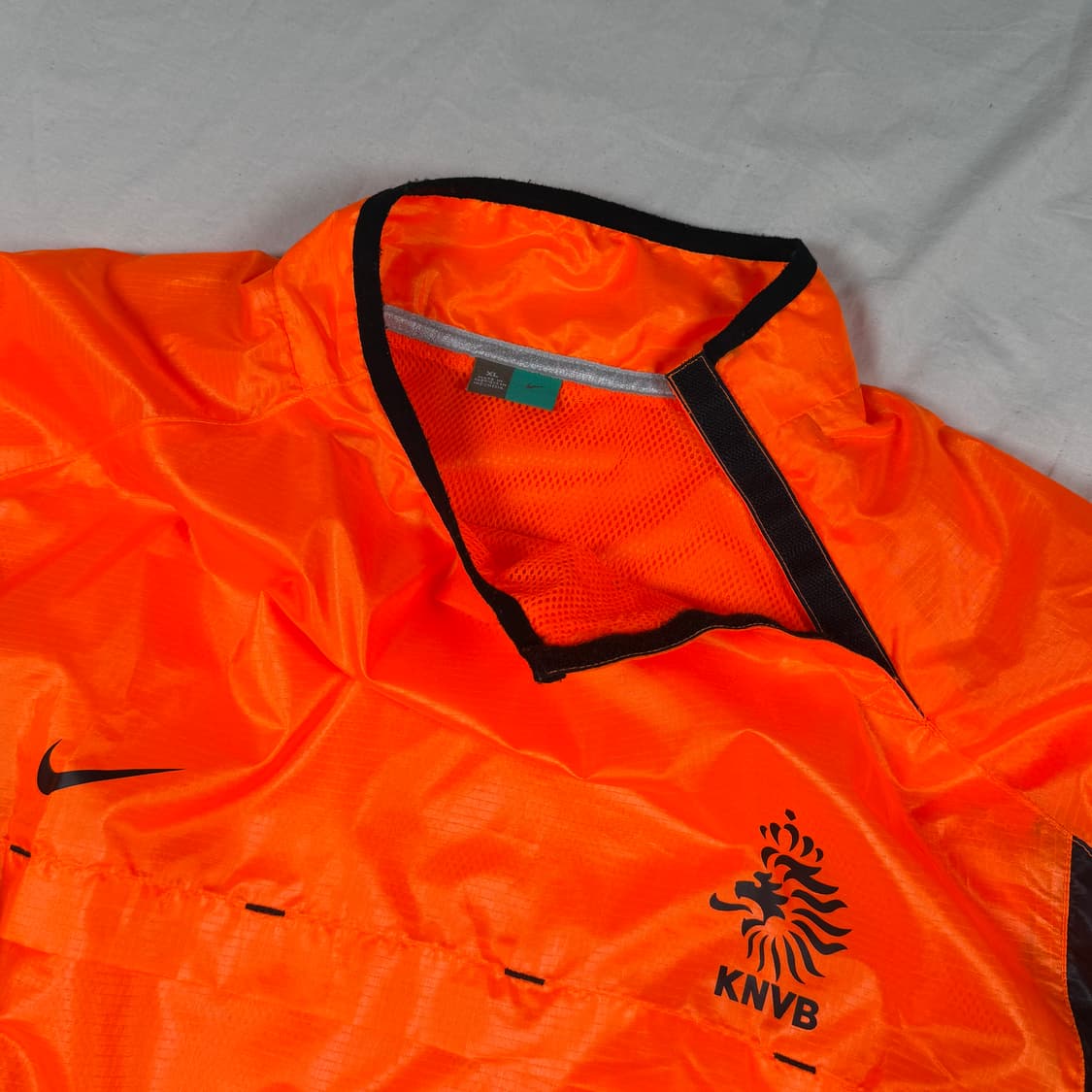 02-04 나이키 네덜란드 축구 어센틱 하이드로탑 웜업 바람막이 상품이미지3