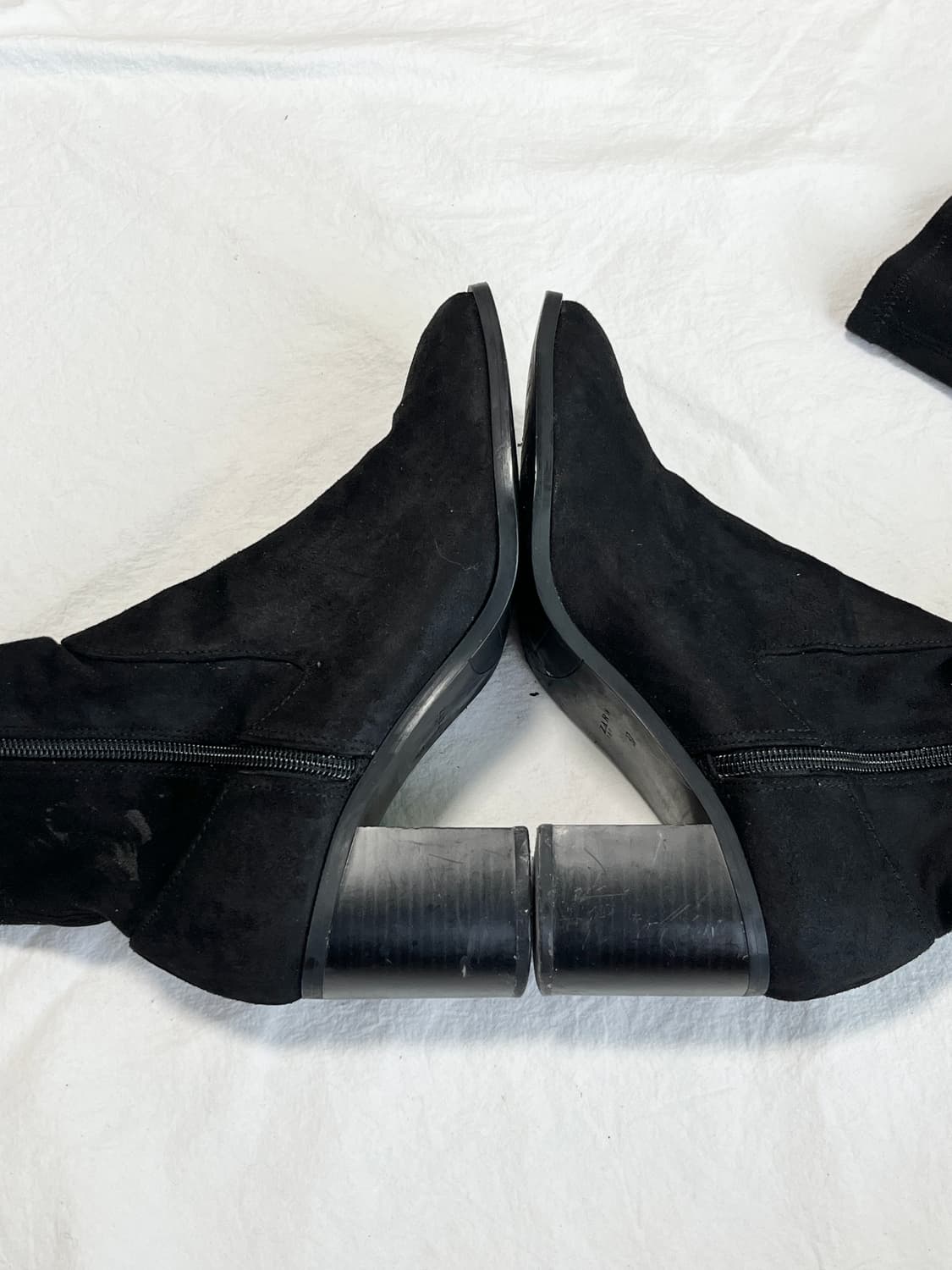 [37/240] 자라 블랙 스웨이드 싸이하이 롱부츠 상품이미지3