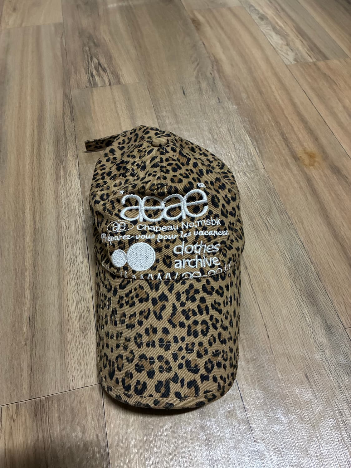 [새상품] aeae 에이이에이이 호피 모자 상품이미지1