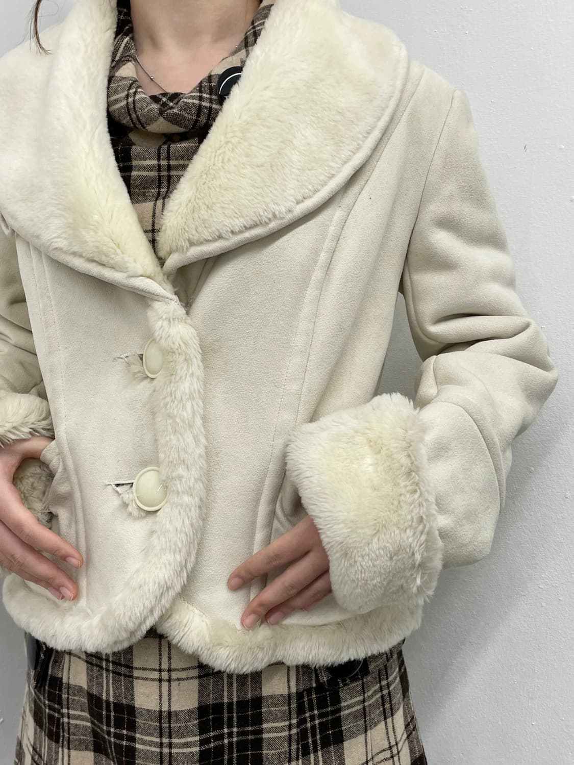  dkny 윈터페어리 아이보리 무스탕 상품이미지3