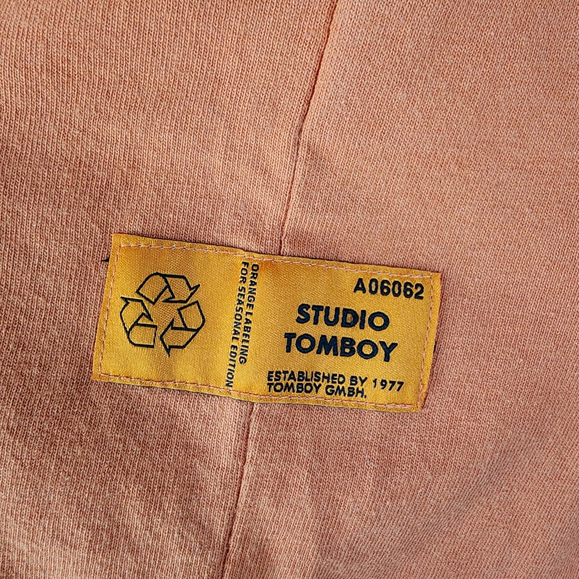 스튜디오 톰보이 프린팅 반팔 티셔츠 상품이미지4