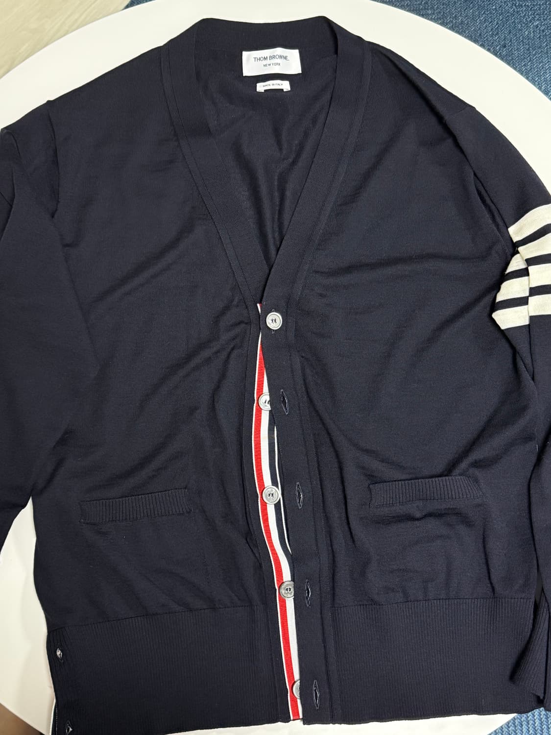 톰브라운 서스테이너블 메리노 울 가디건 네이비 4사이즈 판매 상품이미지5