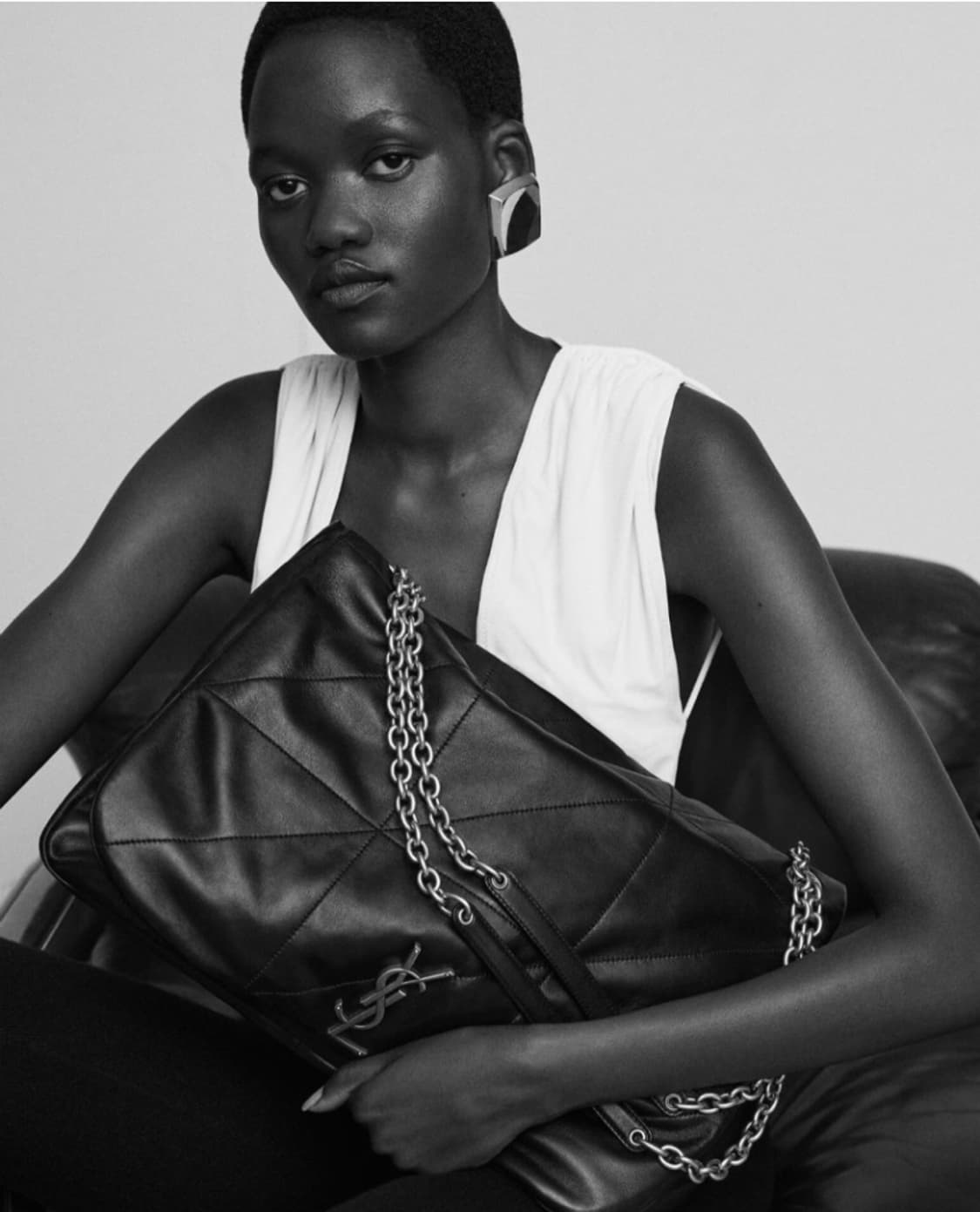 입생로랑 JAMIE 4.3 제이미 YSL 생로랑 램스킨 맥시 숄더백  상품이미지1