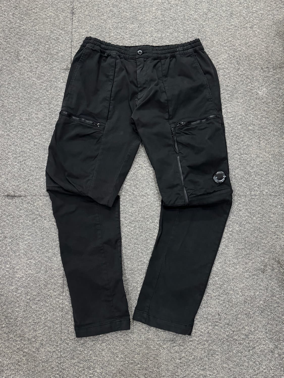 CP company 와펜 카고팬츠 상품이미지1