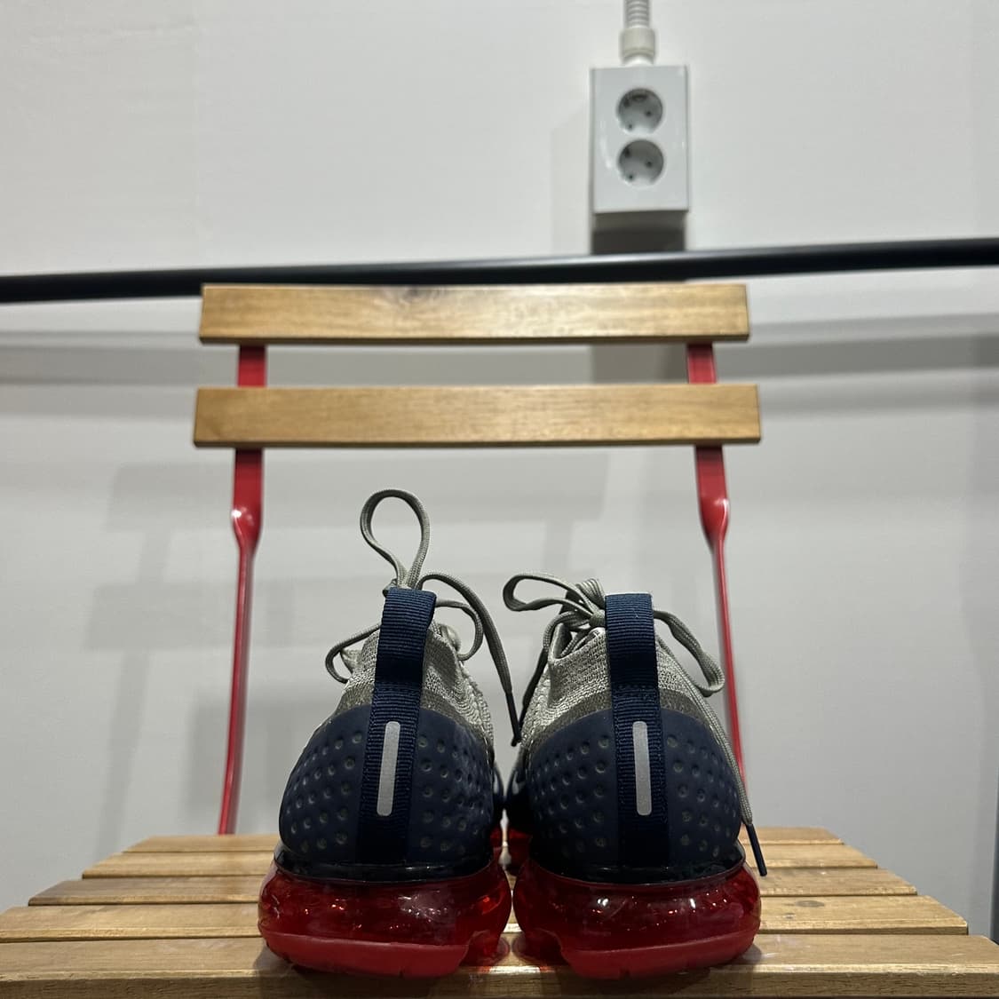 275) 나이키 운동화 남성 에어 베이퍼맥스 플라이니트 카키 레드 상품이미지4