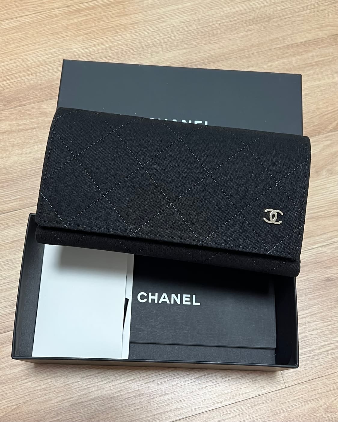 샤넬 하트 선글라스 (블랙/CH5519) 상품이미지9