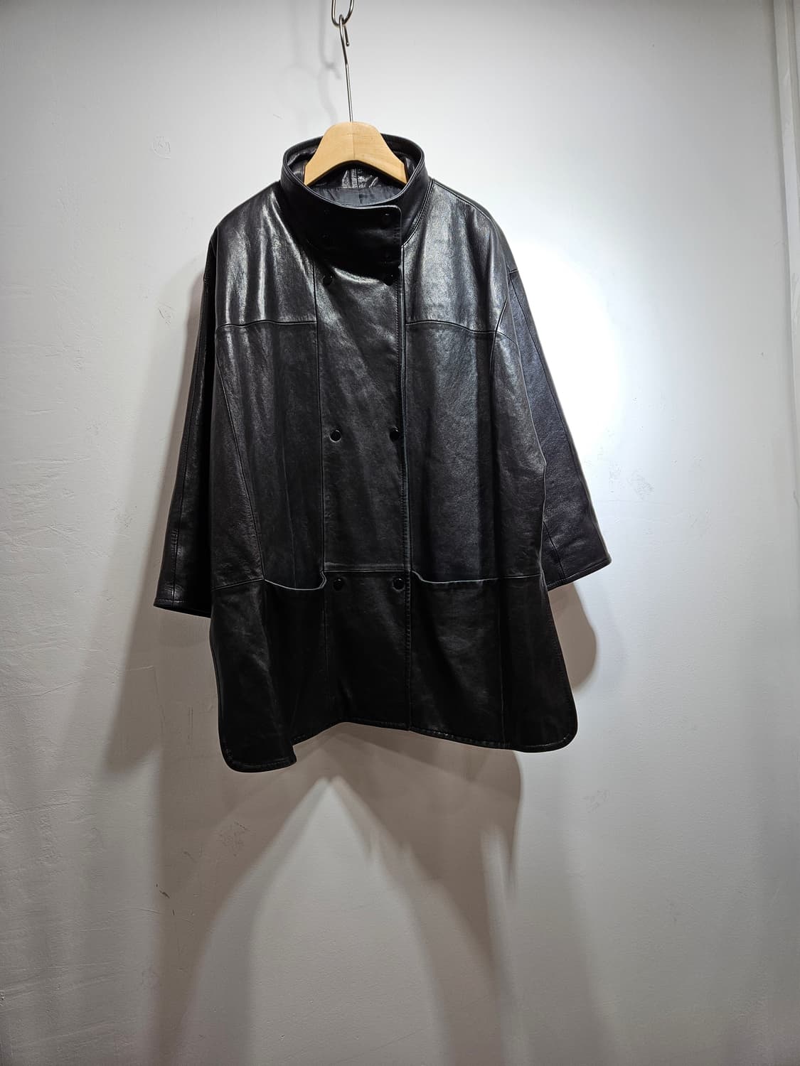 로보(ROBO) 블랙 양가죽 하프 코트 L 상품이미지1