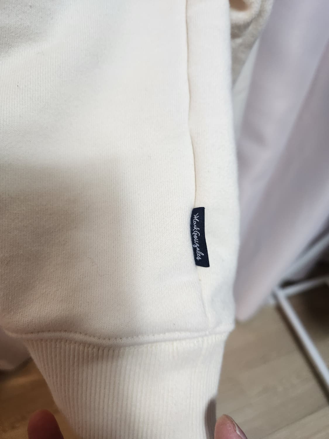 마크곤잘레스 아이보리 맨투맨 티셔츠 상품이미지5