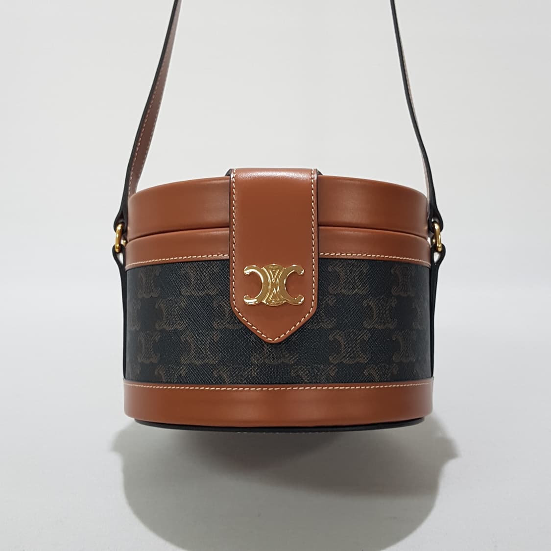 셀린느 트리오페 탐부르 미듐 상품이미지2