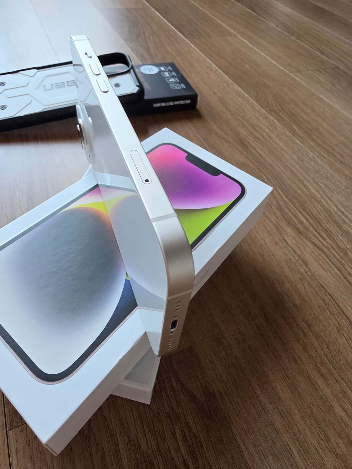 [특A급] 아이폰 14(128) 풀박스+UAG 정품케이스 상품이미지5