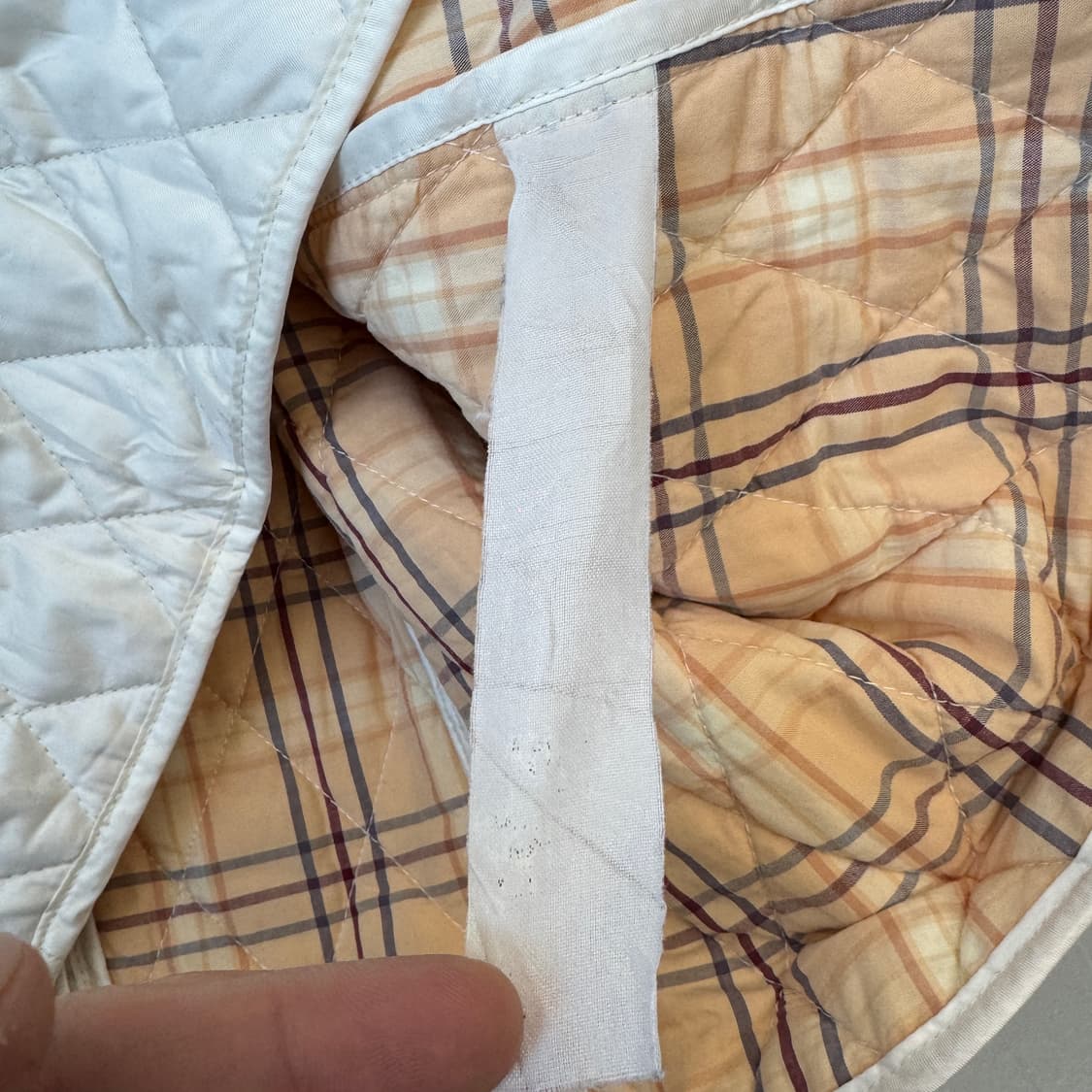 엘엘빈 아이보리 크림 경량 퀼팅 자켓 상품이미지6