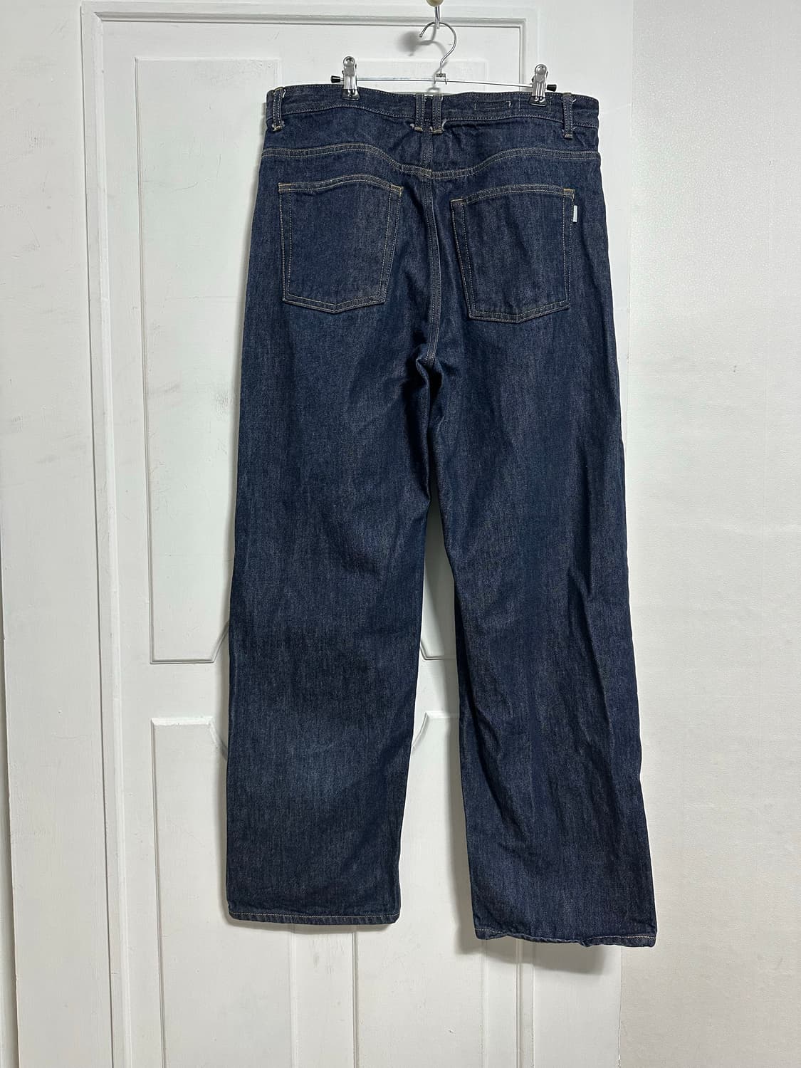 인더로우 5포켓 하드 트위스트 레귤러 스트레이트 데님 팬츠 상품이미지2