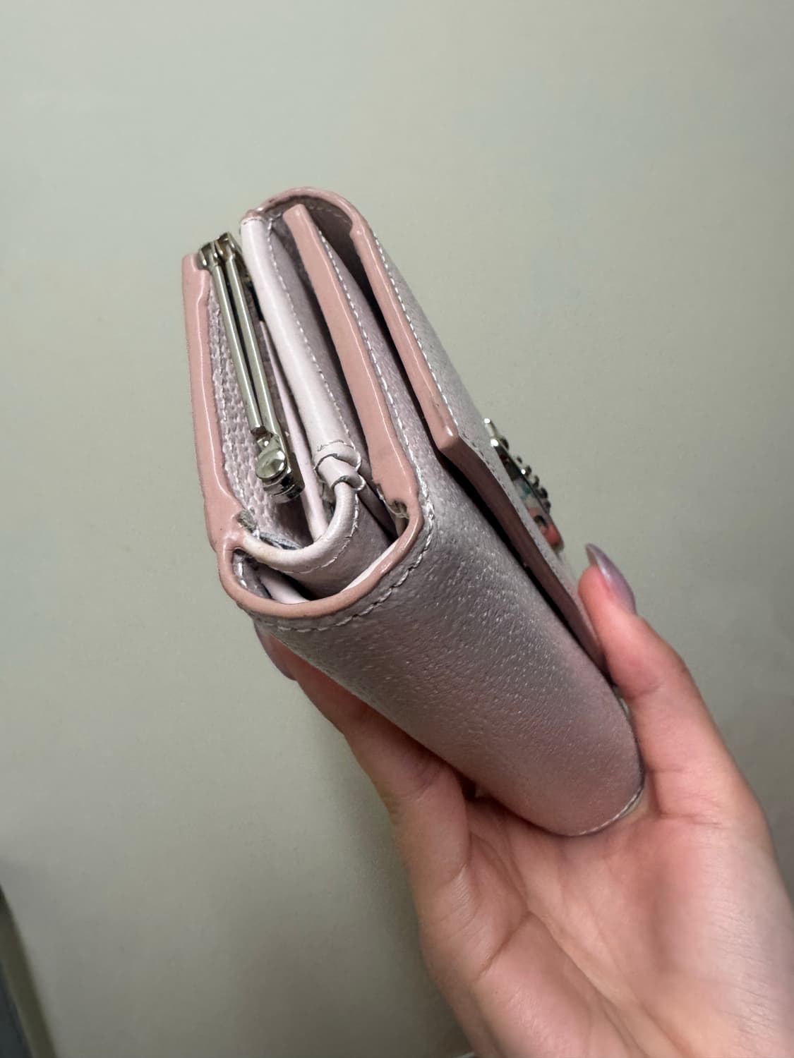 비비안웨스트우드 일본 한정 핑크지갑 상품이미지6