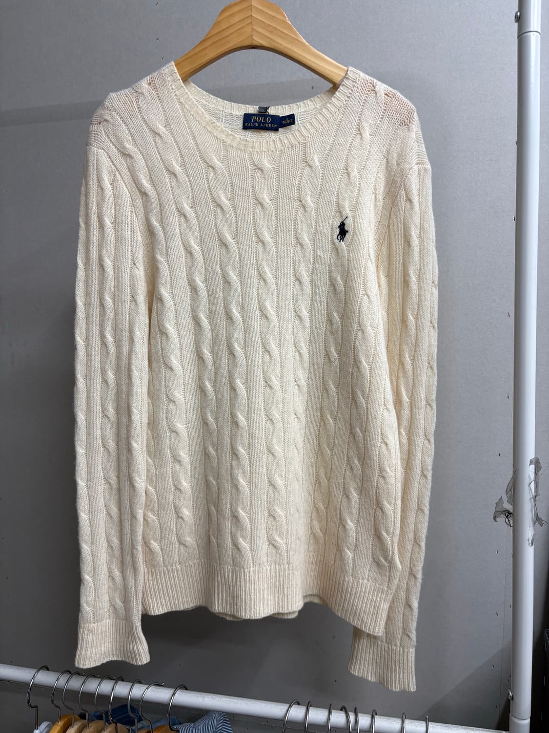 폴로 캐시미어 꽈배기 니트 상품이미지2