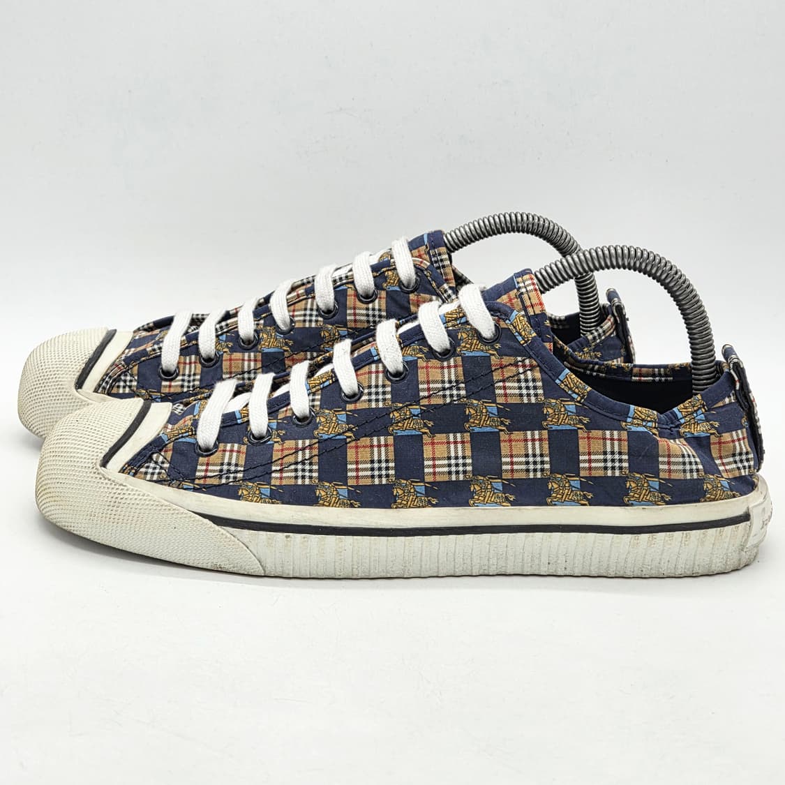 버버리 킹리 로우탑 스니커즈 블루/브라운 (42) 상품이미지1