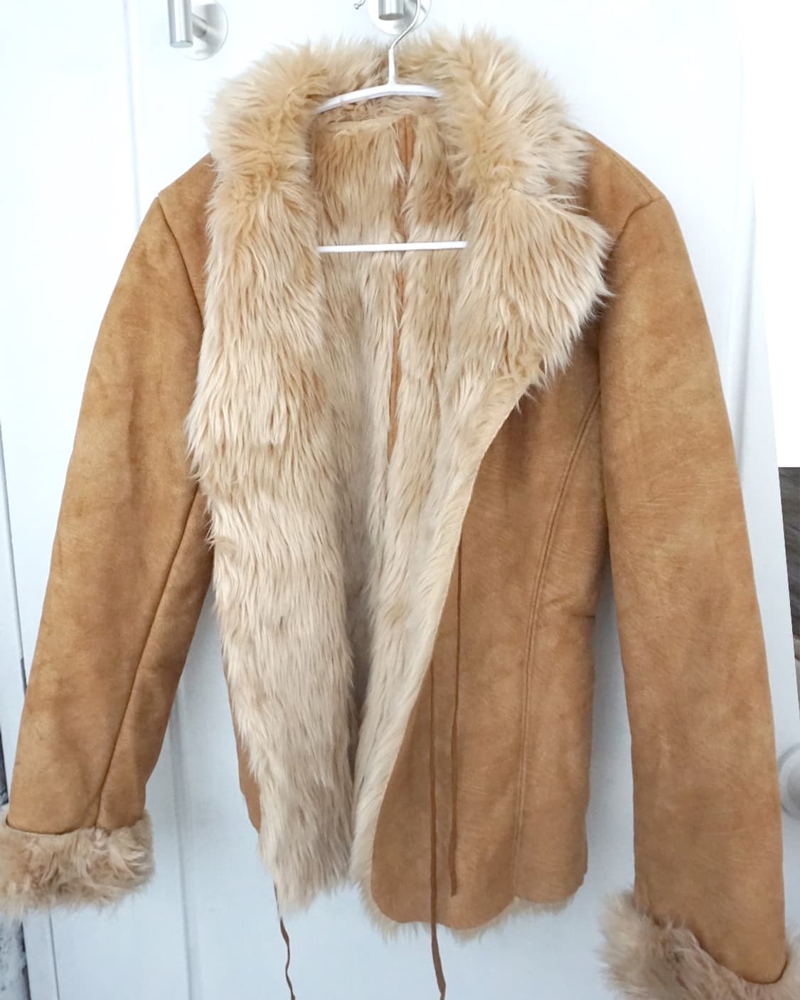 Cecil mc bee  무스탕 퍼 자켓 (새제품) 상품이미지2