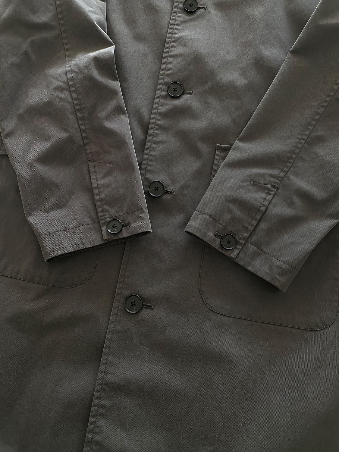 유나이티드 에로우즈 x Gruppo Beste 트윌 맥 코트 상품이미지6