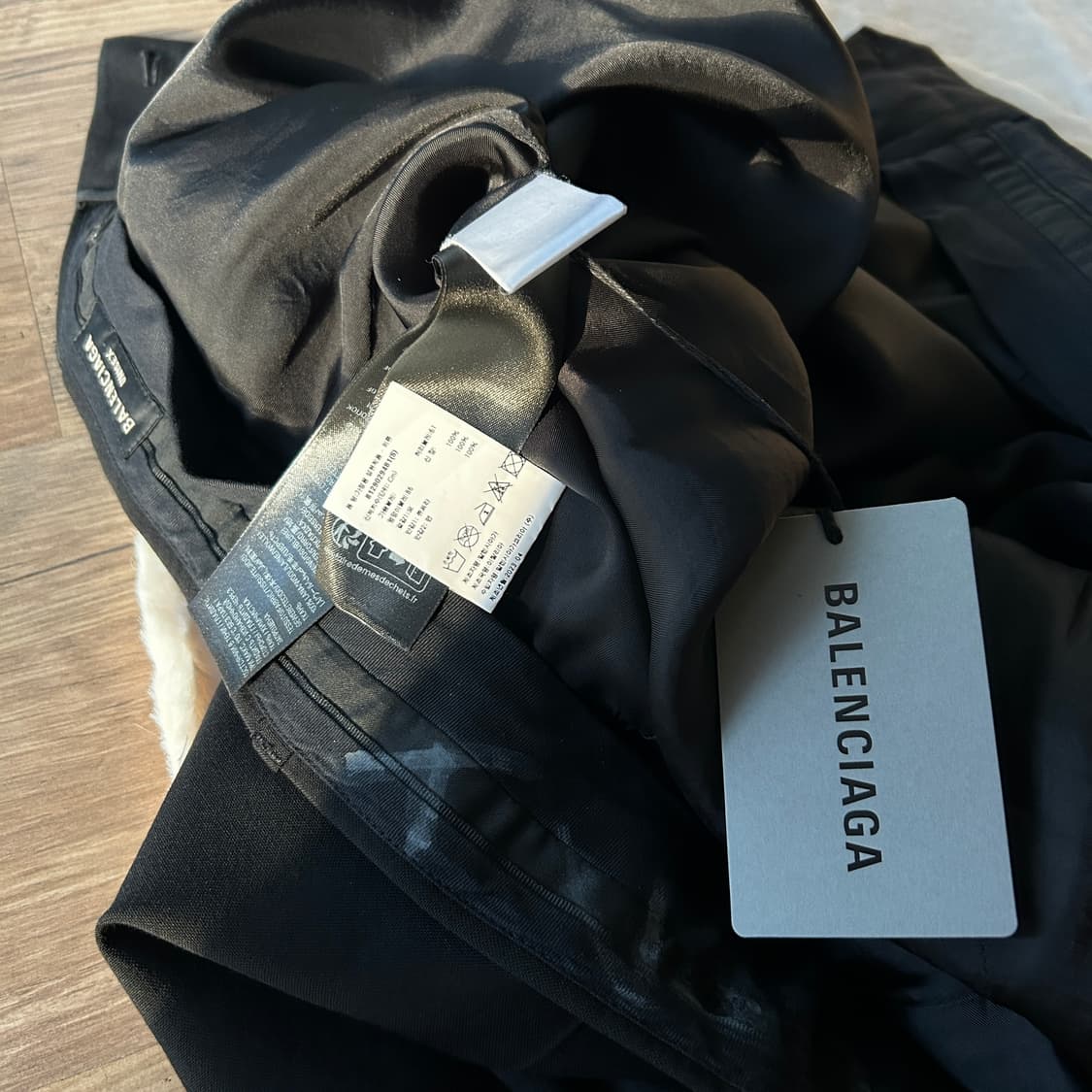 발렌시아가 스케이터 그래피티 테일러드 팬츠 상품이미지9