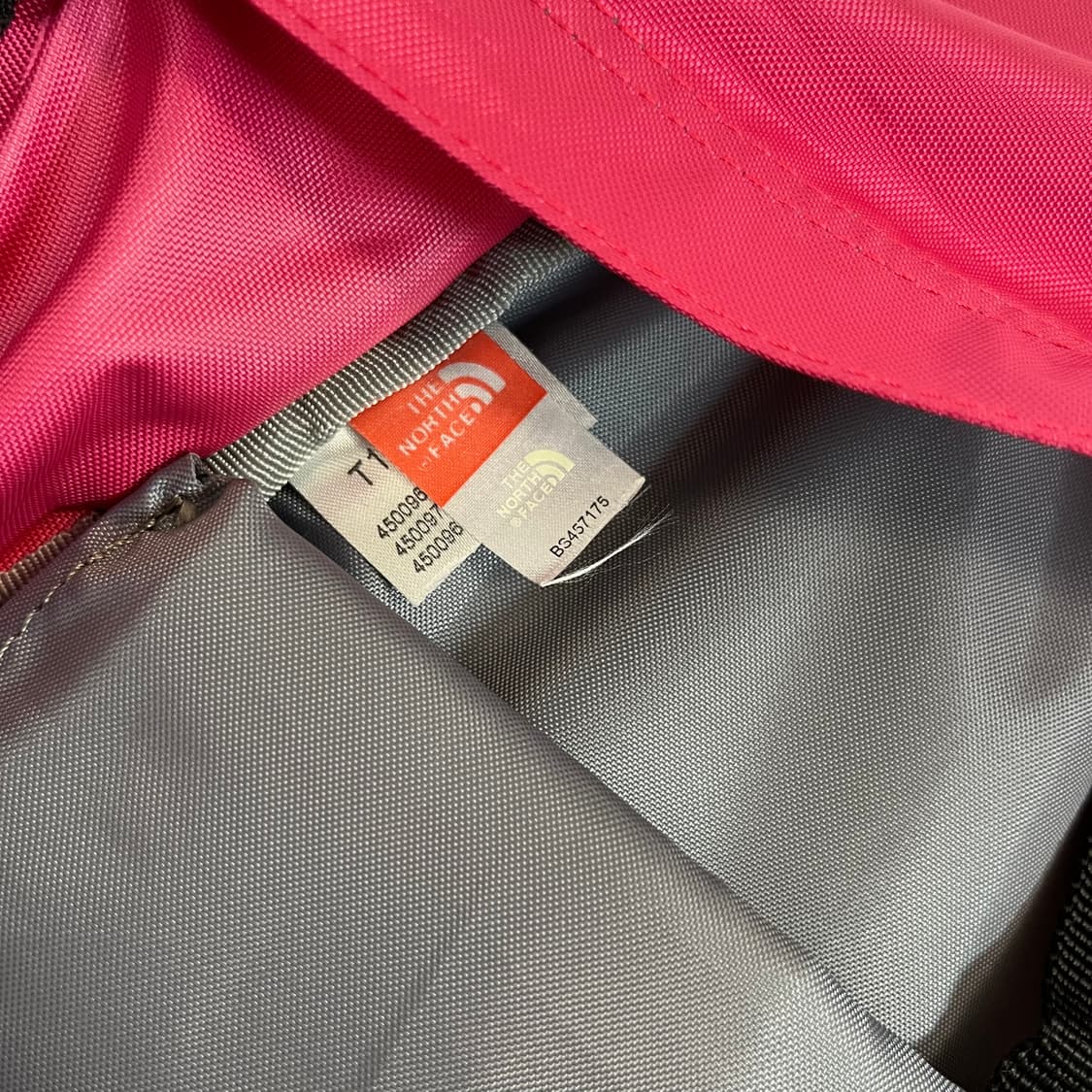 The North Face hot shot pink backpack 상품이미지5