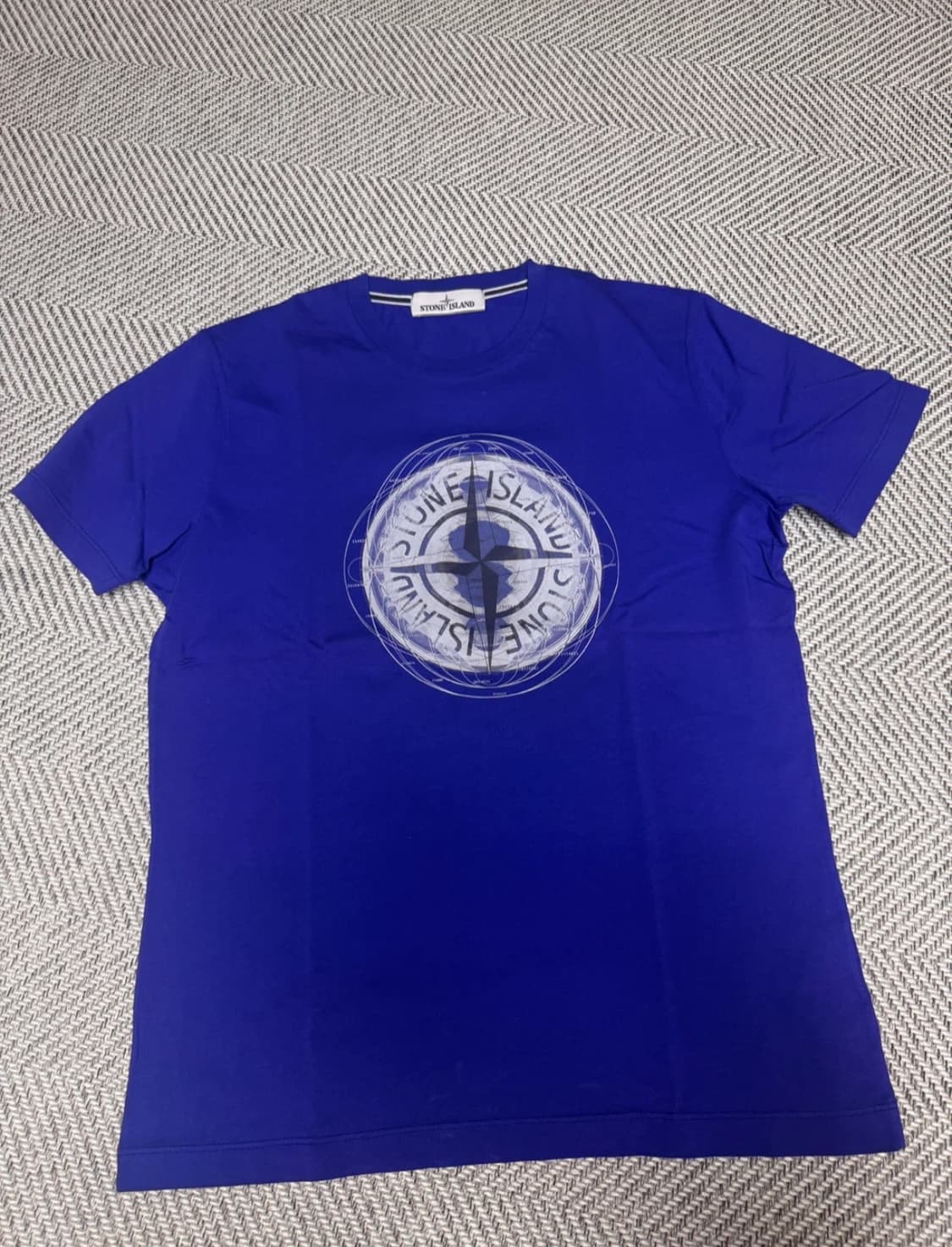 스톤아일랜드 반팔 L  상품이미지2