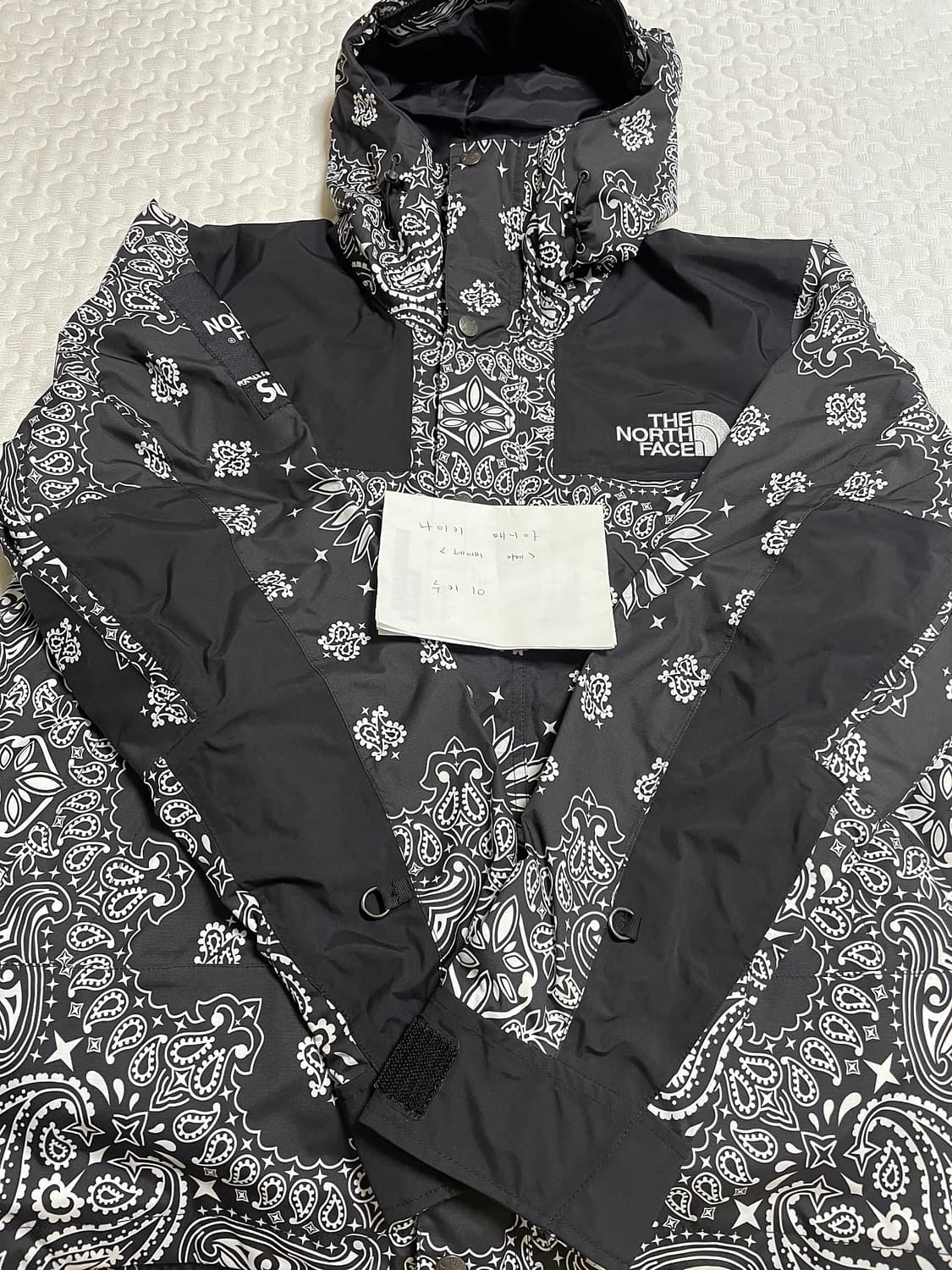 [M]슈프림x노스페이스 반다나 자켓 상품이미지1