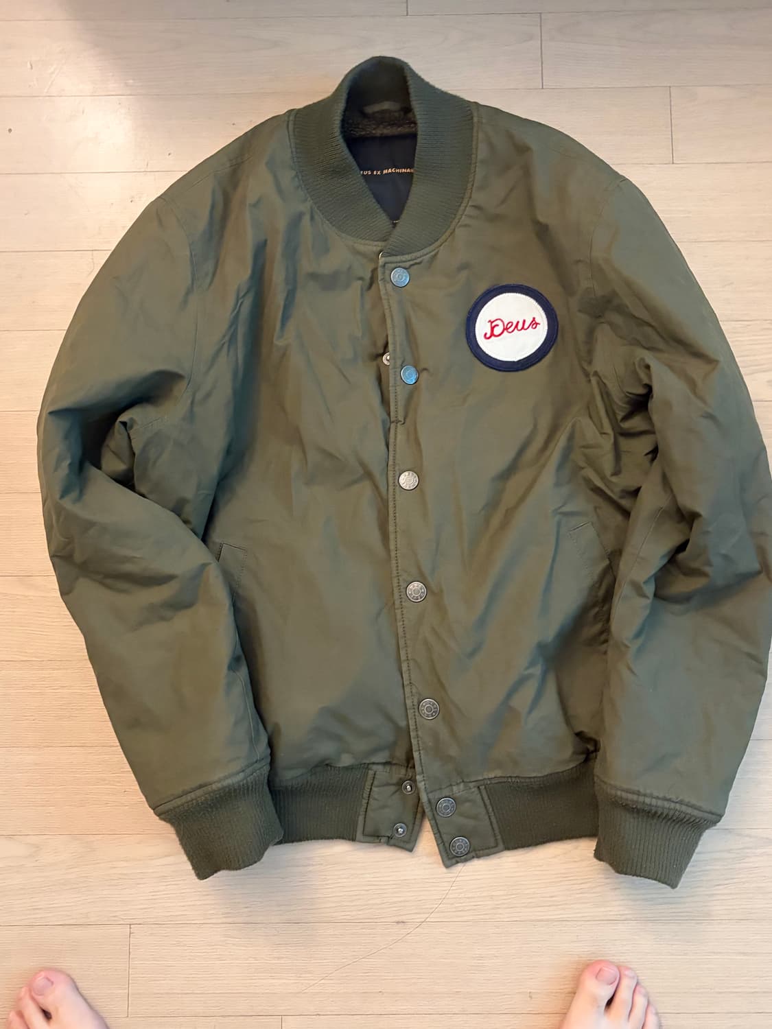 데우스 봄버 M 상품이미지3