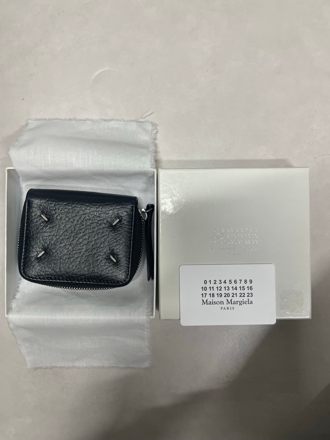 메종마르지엘라 반지갑 상품이미지1