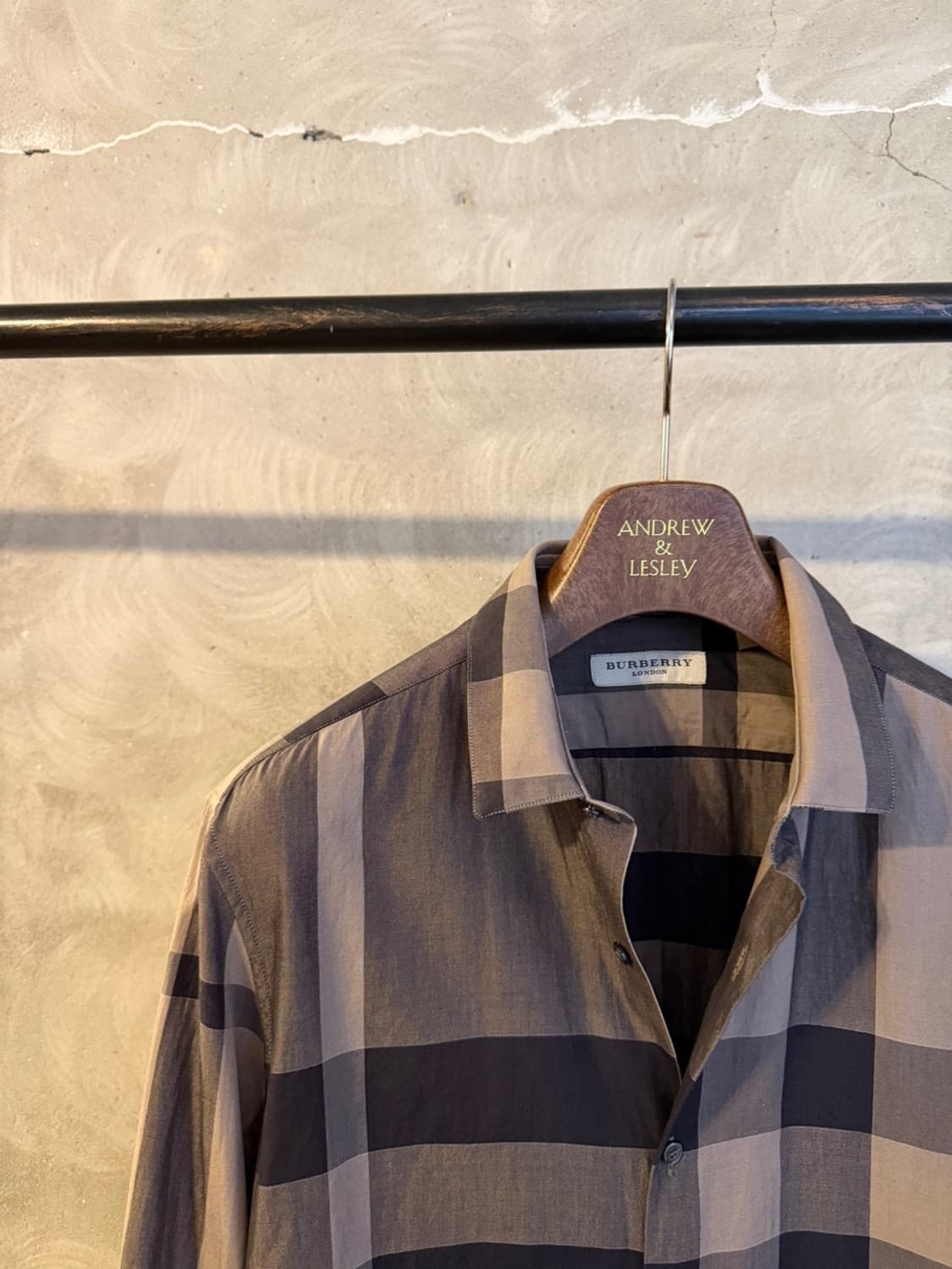 버버리 노바패턴 테일러드 셔츠 상품이미지2