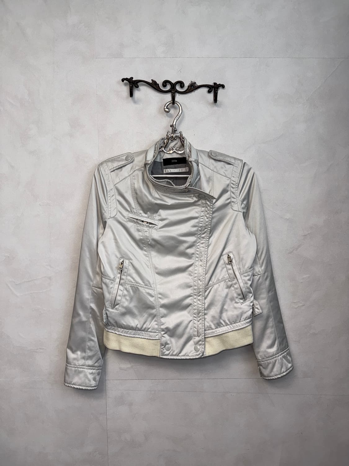 SYSTEM white satin two ways buckle jk 상품이미지1