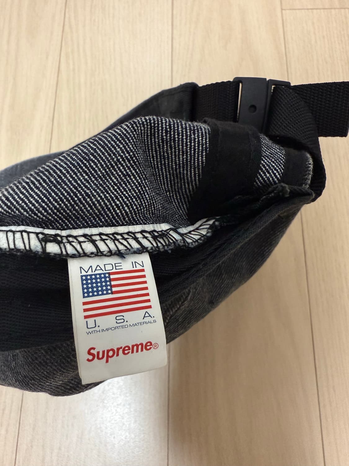 슈프림 코티드 데님 캠프캡 블랙 24SS 상품이미지6