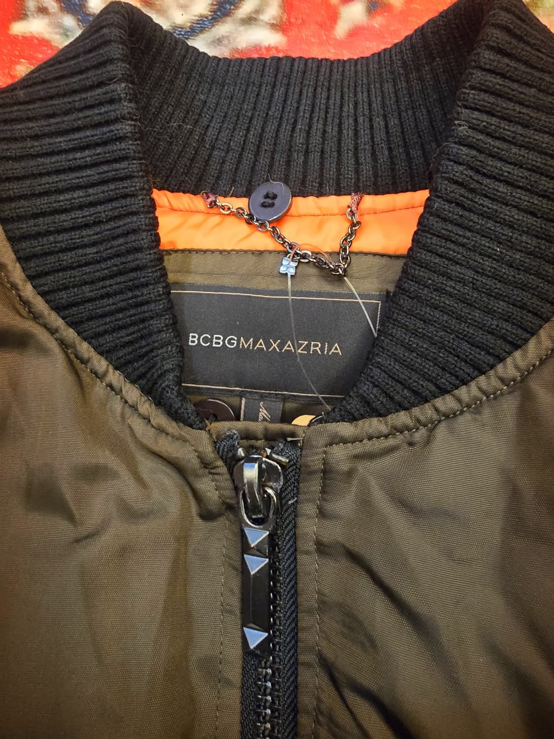 BCBGMAXAZRIA 비씨비지막스아지리아 MA-1 봄버 재킷 상품이미지4