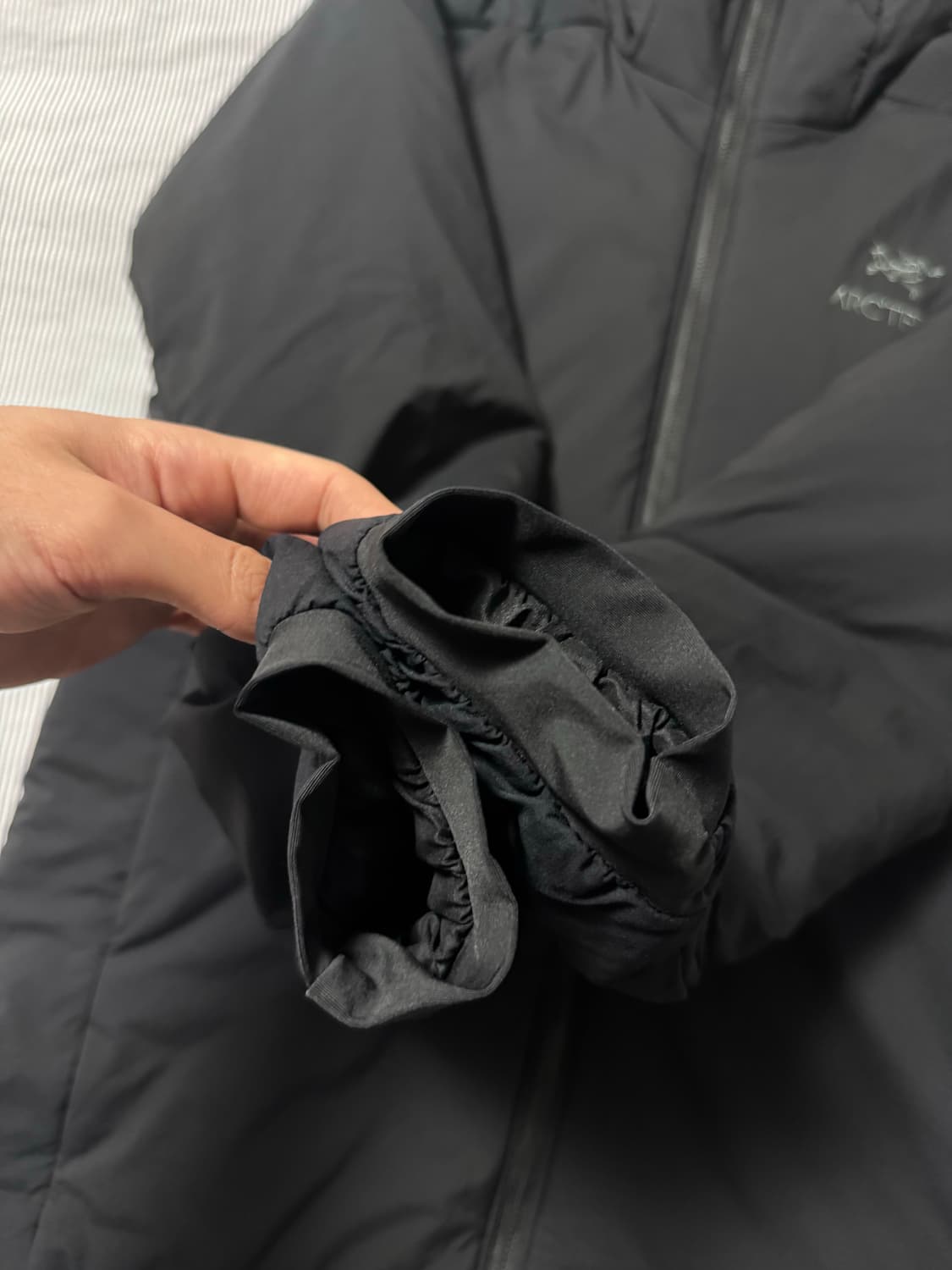 (SS급) 아크테릭스 아톰 AR 후디 블랙 상품이미지8