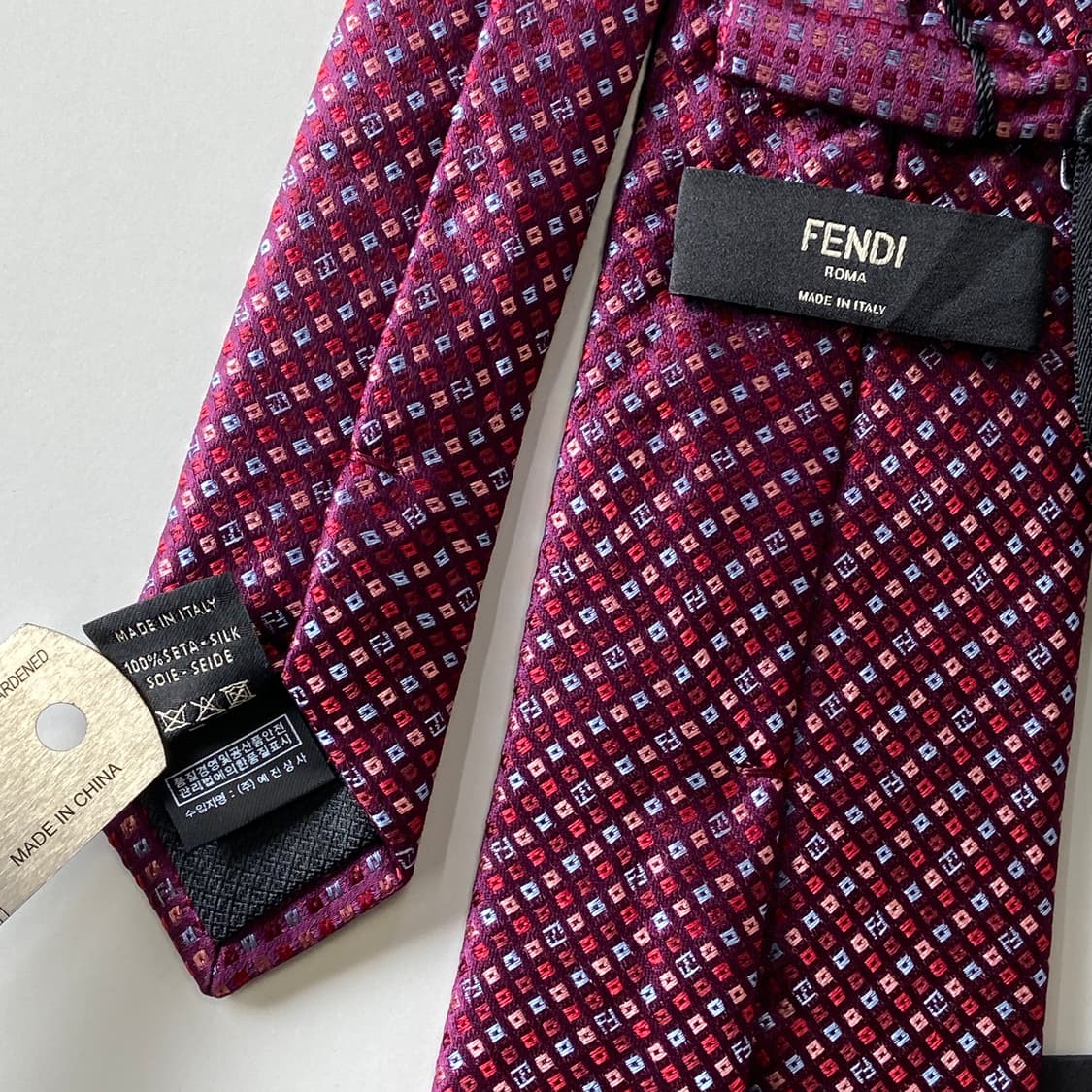 택달린 미사용품 신형 펜디(FENDI) 모노그램 명품 정품 넥타이 상품이미지6