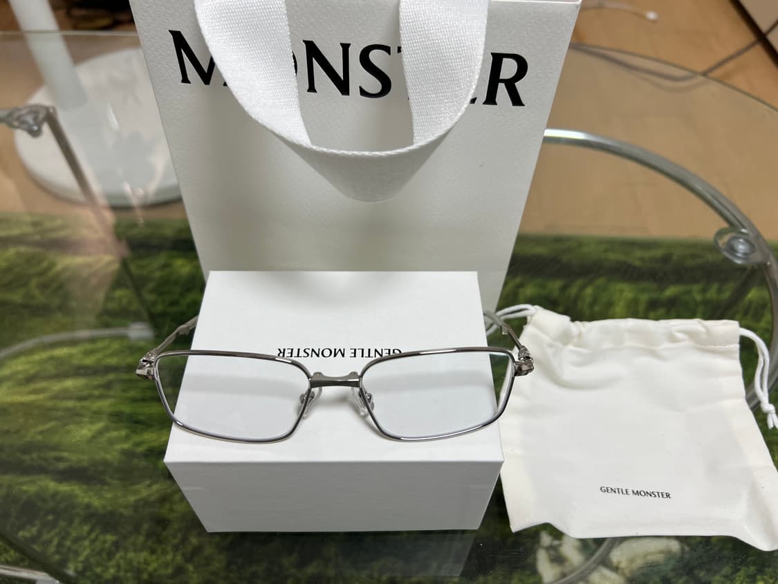 카리나 콜라보)젠틀몬스터 타스 02 상품이미지4